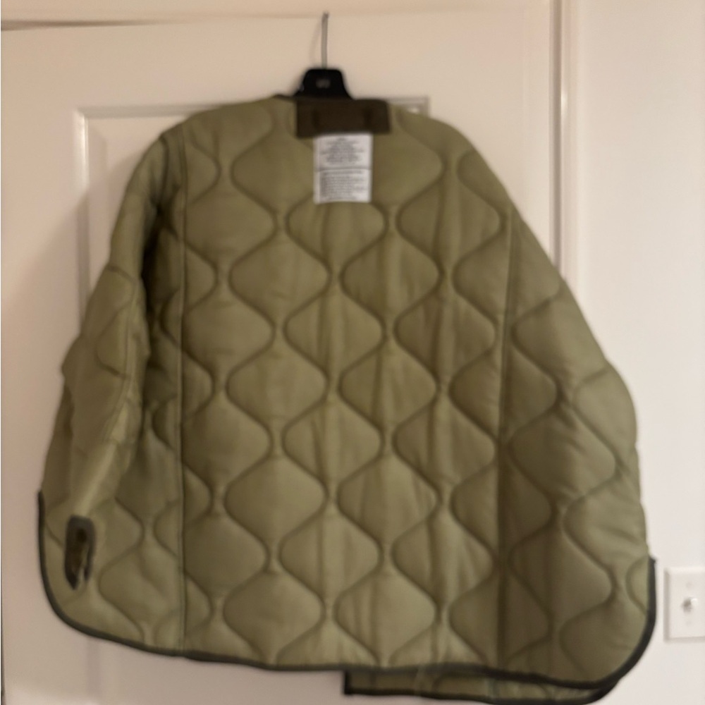 The Frankie Shop Quilted Puffer Liner Jacket in Olive